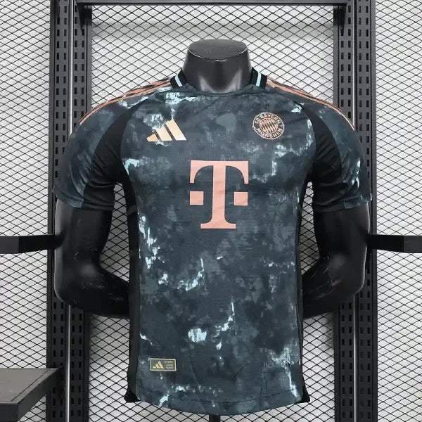 Bayern Munchen away 24/25